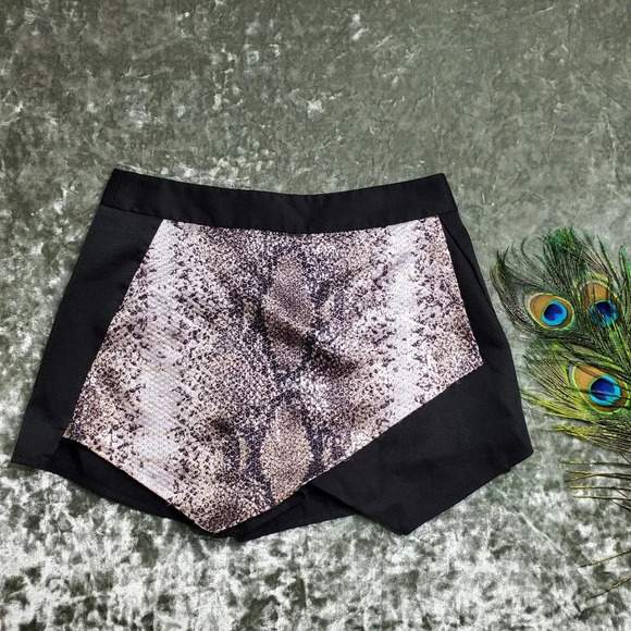 Mustard Seed Pants - Mustard Seed Sequin Envelope Skort